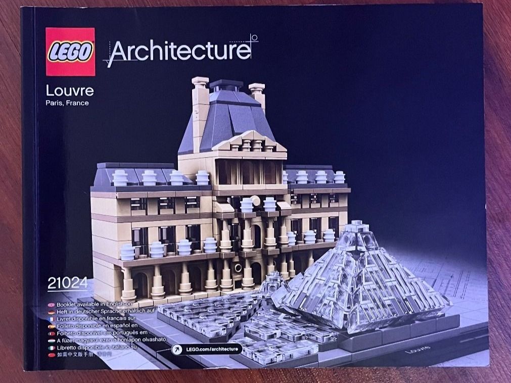 Lego Kit di costruzioni: Lego Architecture Louvre - 21024 – Usato da Wildberg venduto da mantas07