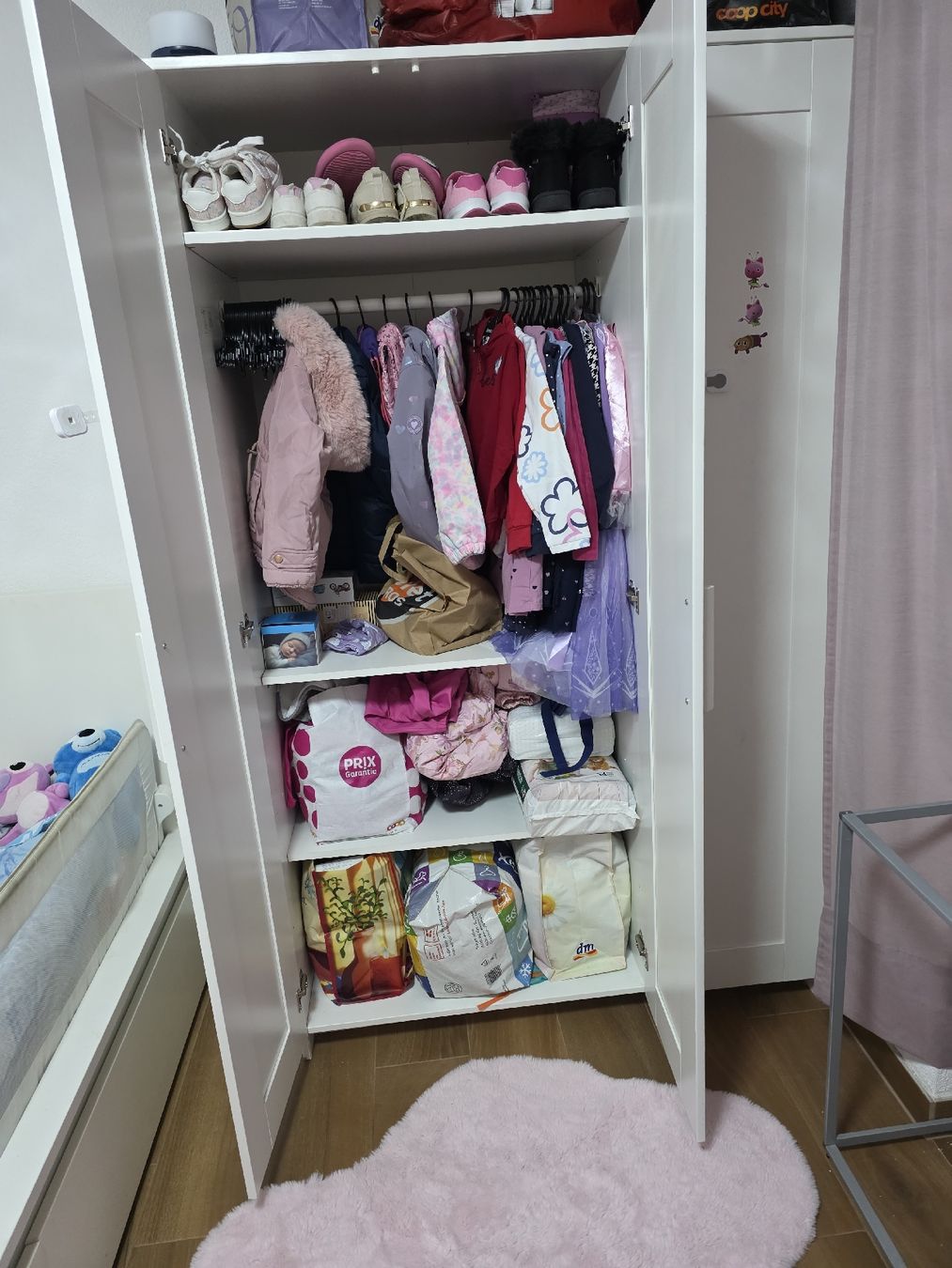 Armoires: Brimnes Kleiderschrank  – D'occasion à Trimbach par tel_f8m2 2