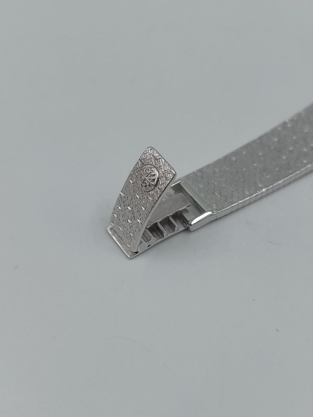 Patek Philippe Orologi: PATEK PHILIPPE "ELLIPSE" , 4134/1G – Usato da Luzern venduto da EdiGem 9