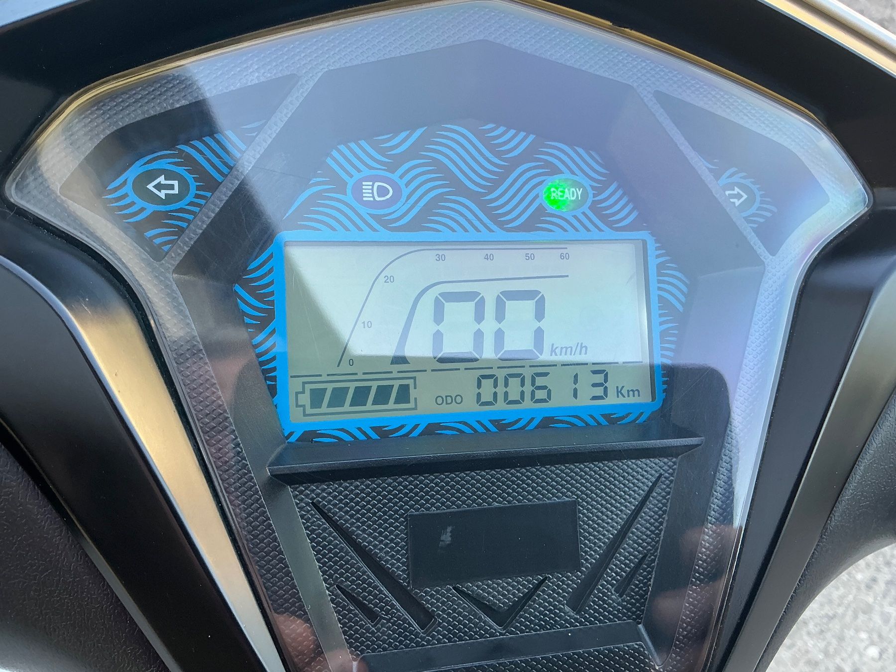 Veicoli elettrici: Vengo Leo E Roller gelbe nummer 45km/h – Usato da strengelbach venduto da Zoks 8