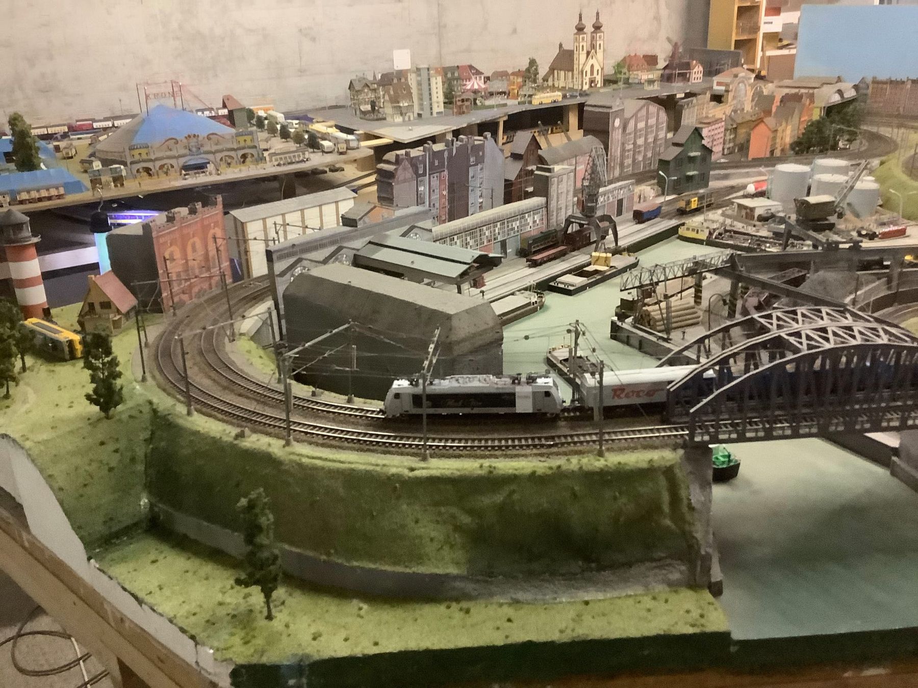 Modellini di ferrovie: Holländer-Anlage – Usato da Allmendingen b. BE venduto da Rabenfamilie