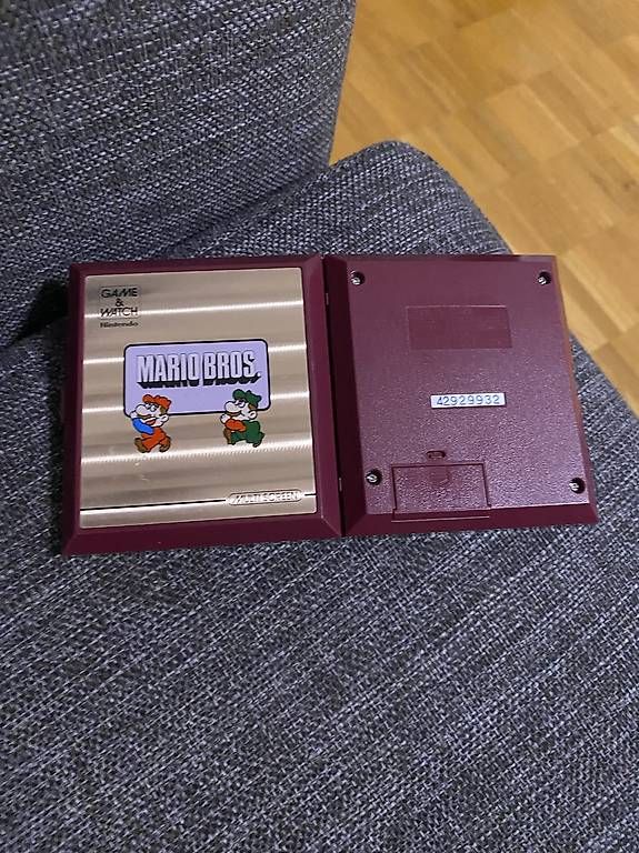 Konsolen: Mario Bros – Gebraucht aus Lausanne von baboa 2