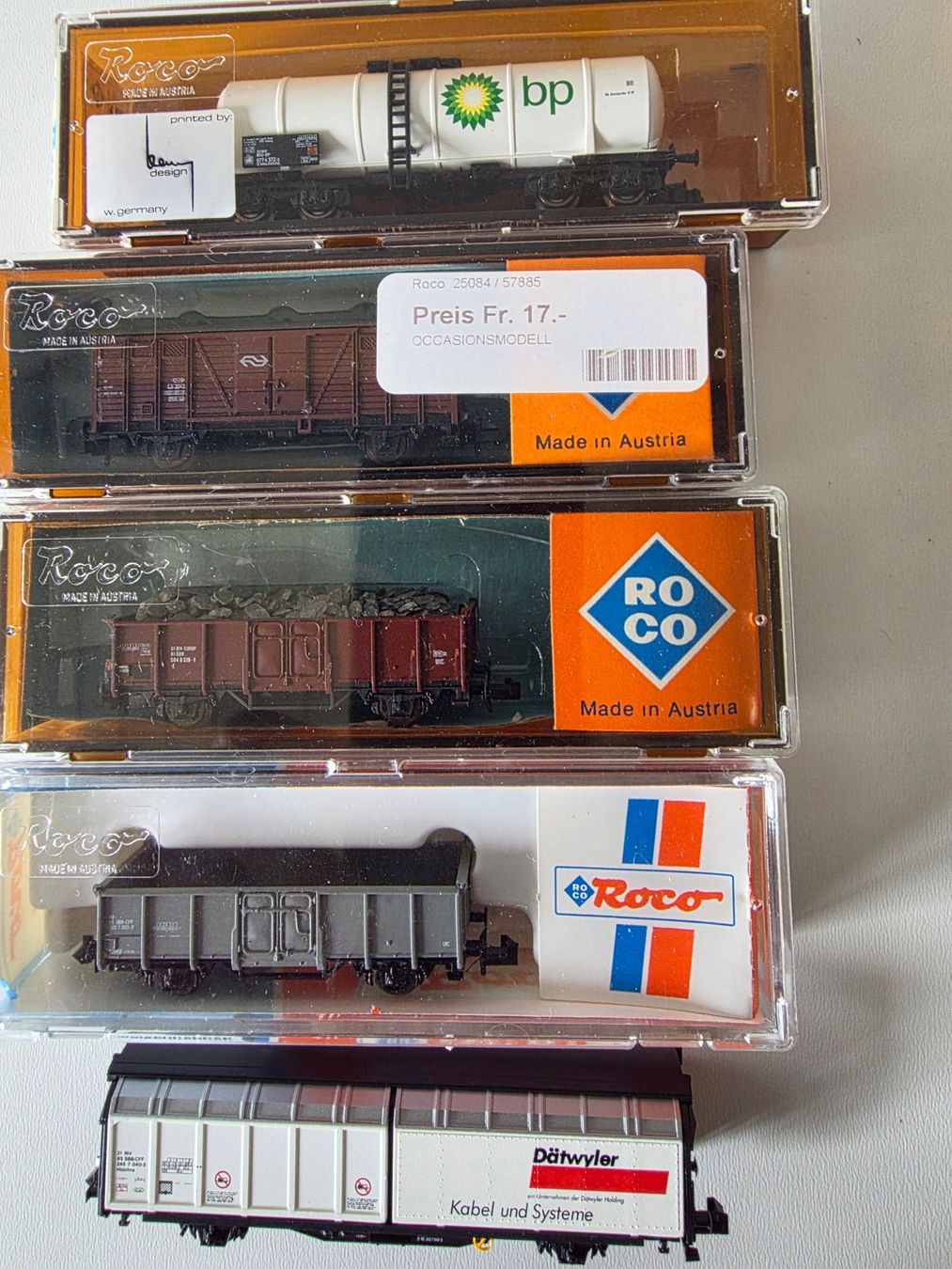 Roco Modellini di ferrovie: 5 Stück verschiedene Güterwagen – Usato da Seuzach venduto da Loeckeli01