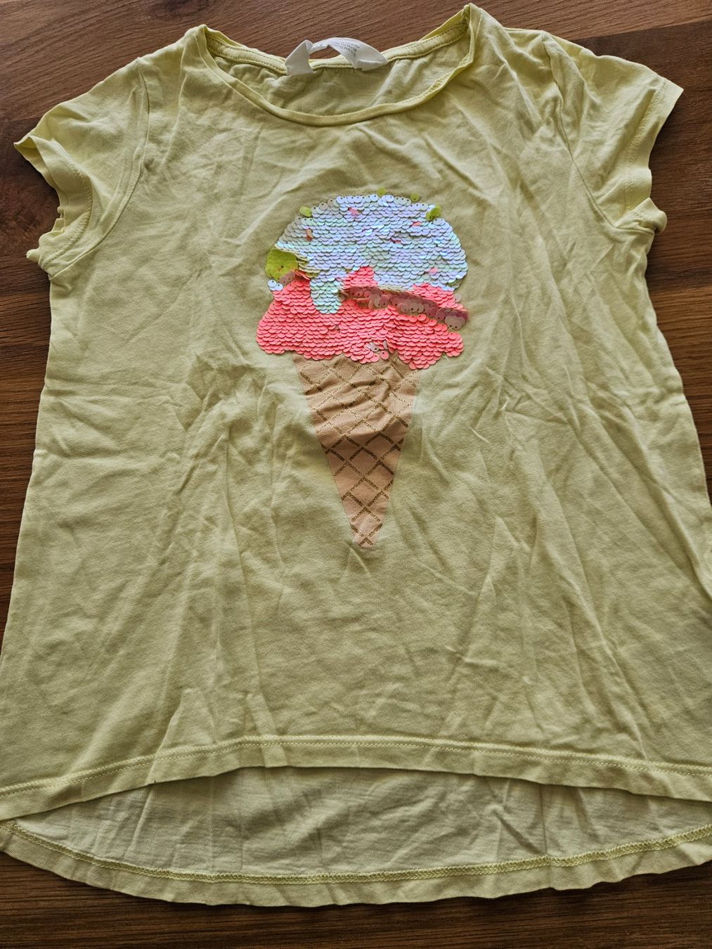 H&M Blusen, T-Shirts & Tops: H&M Tshirt Gr. 134-140  gelb – Gebraucht aus Engelburg von ynnoc19