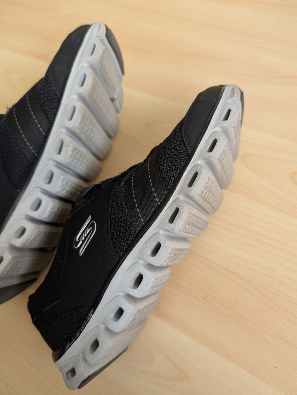 Skechers Scarpe da donna: Sneaker Sketchers Gr. 37 – Usato da Appenzell venduto da Pontigui2007 4