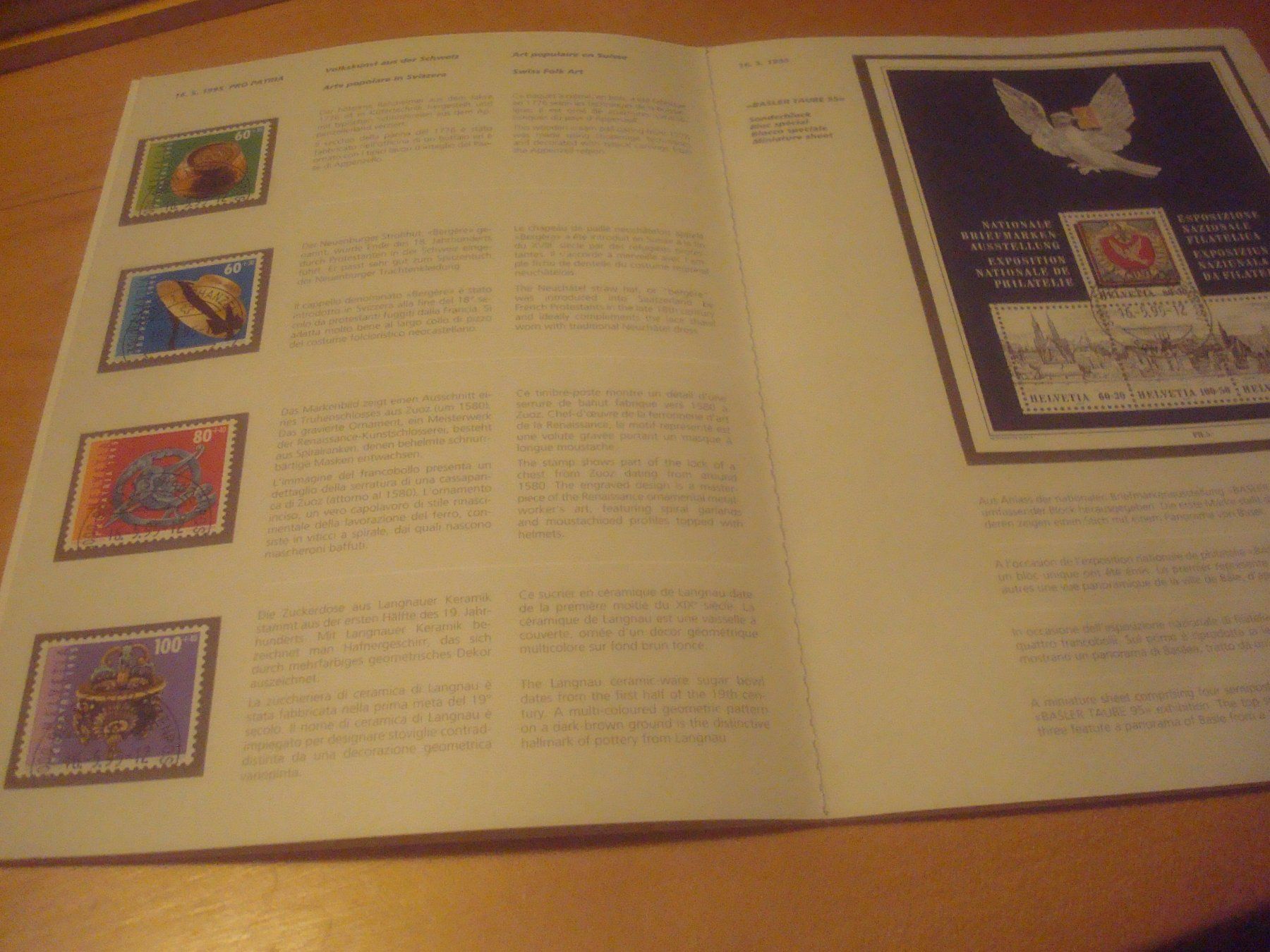 Alle Briefmarken: CH 1995 Jahresbuch mit Halbmodstempel mit Basler Tauben Bloc – Gebraucht aus Gordola von Polentaefung 2