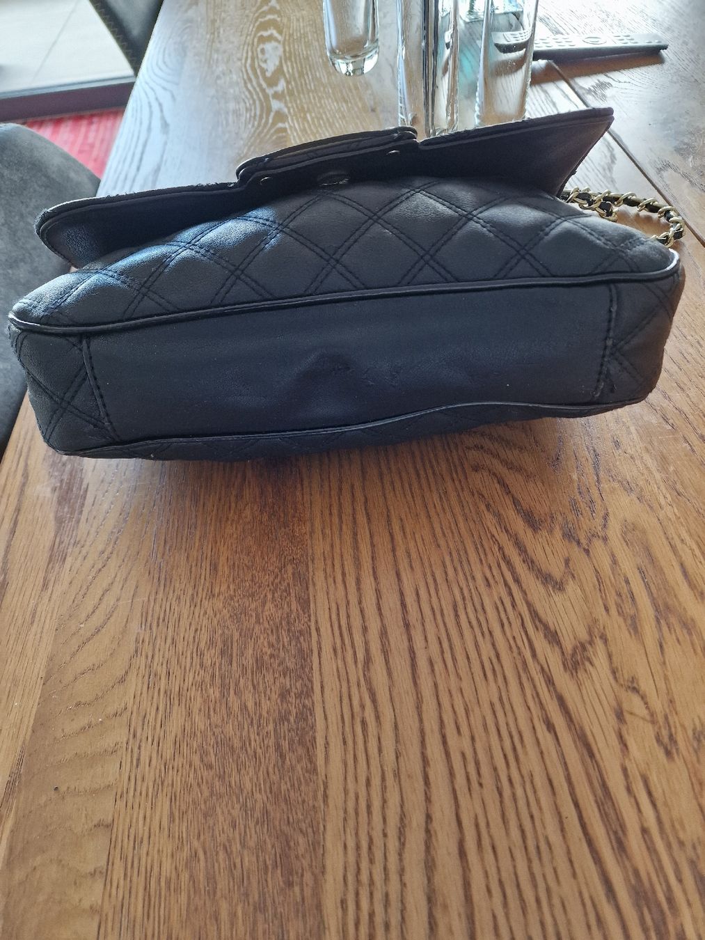Guess Borse da donna: magnifique sac  Guess – Usato da Cheseaux sur Lausanne venduto da pan_skd5 1