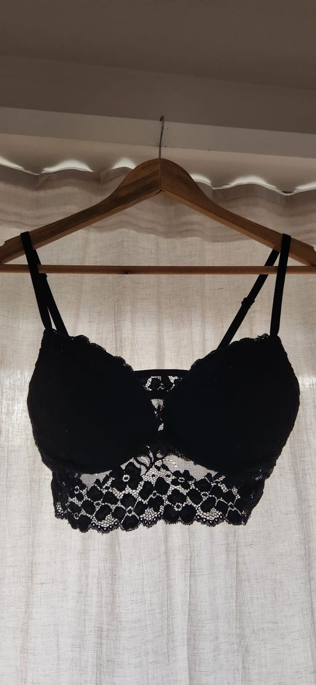 H&M Altra biancheria intima: 3er-Pack elegante & sexy Spitzentanktops – Usato da Zürich venduto da syl_bhd2