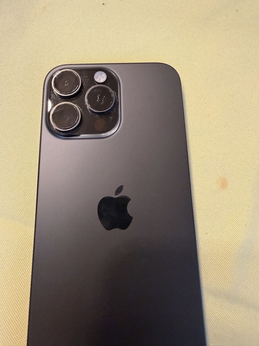 Apple Telefoni cellulari / Smartphones: iPhone 16 Pro Max 512Go – Usato da Evilard venduto da fre_tn86 3