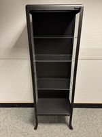 Vintage Vitrine / Schaukasten, Metall/Glas, 168x55x34 Shaby