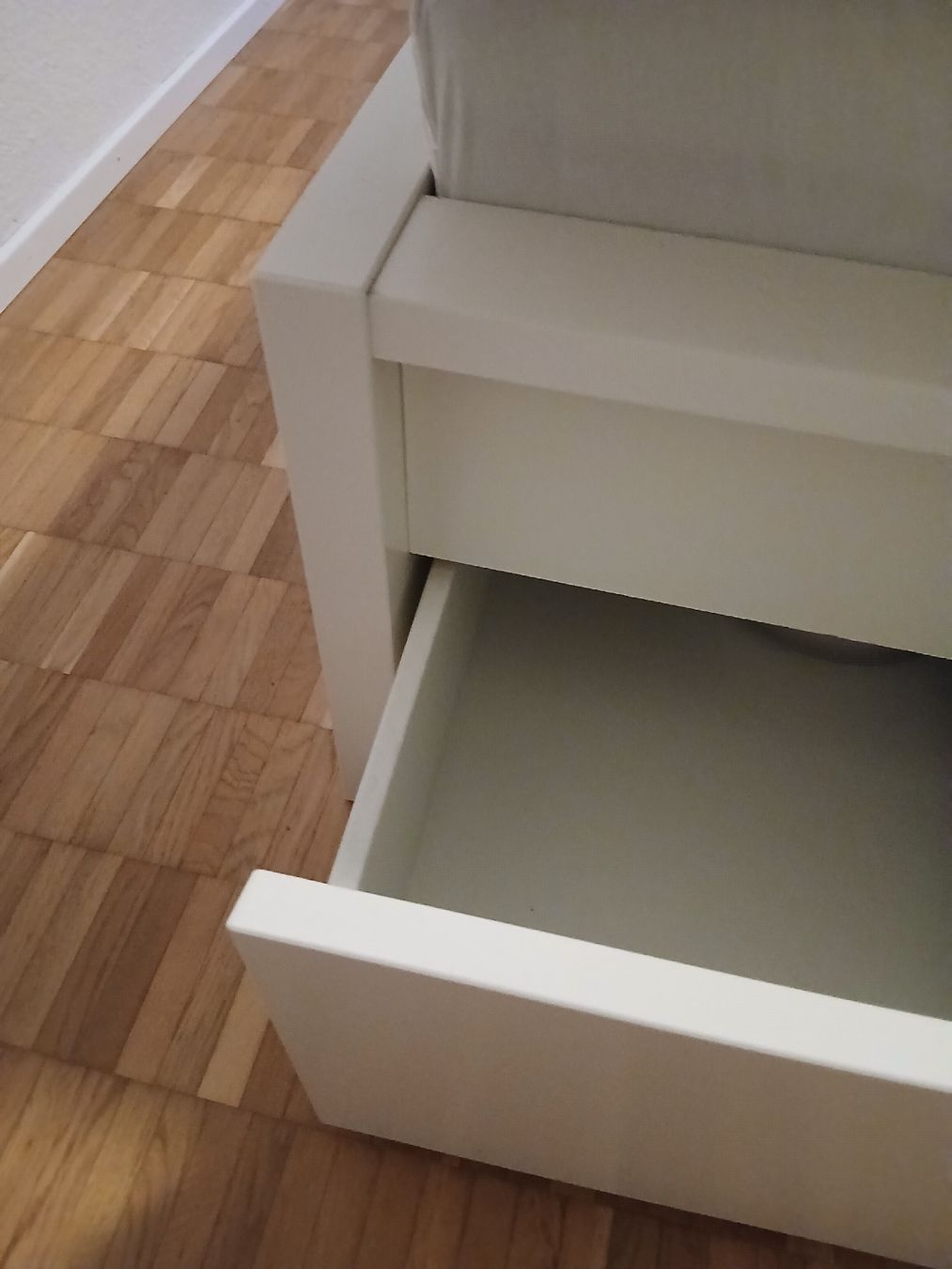 Ikea Betten: Malm Bett weiss hoch 180×200 – Neu (gemäss Beschreibung) aus Adligenswil von karinma 2