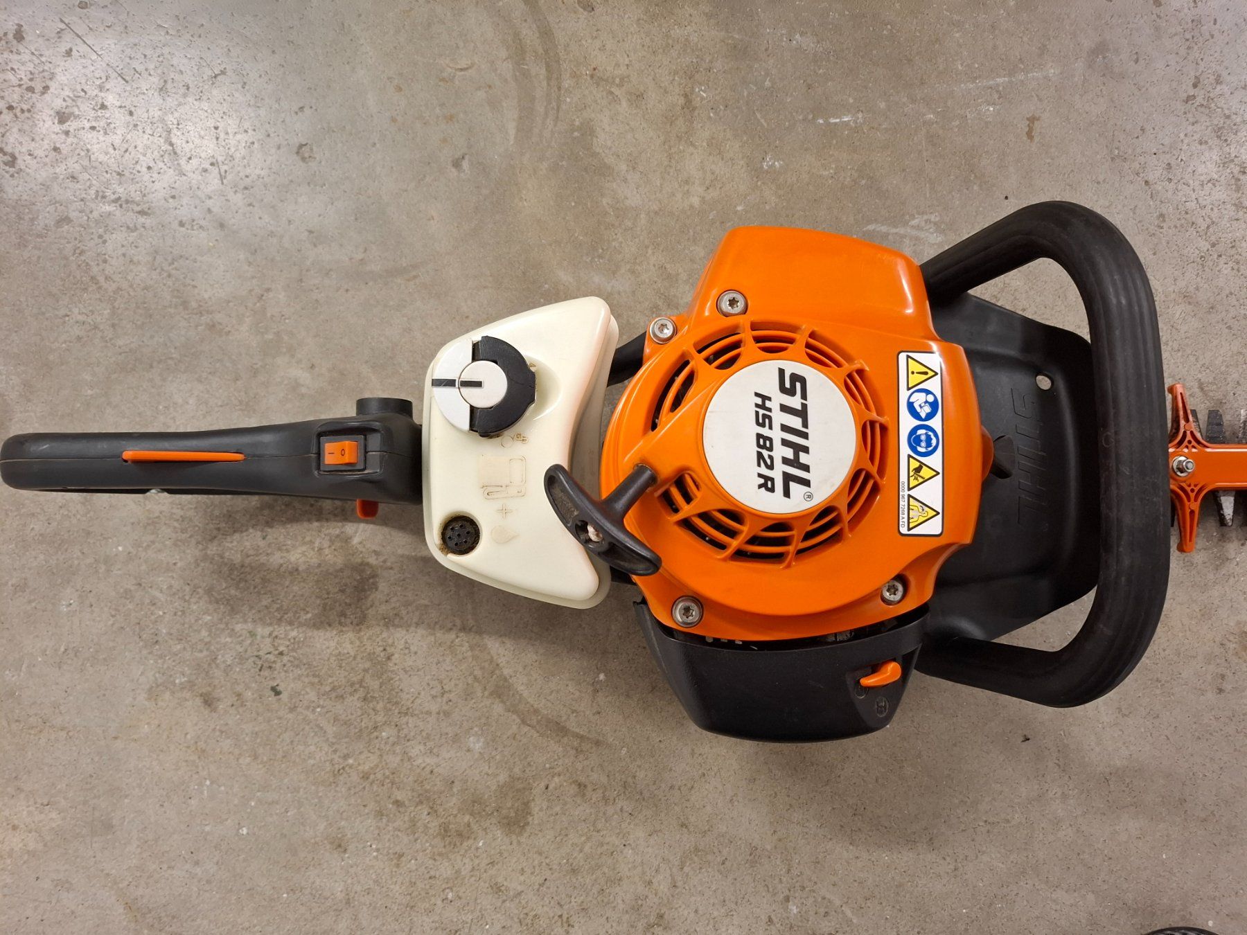 Stihl Alle Maschinen: Stihl HS 82 R Heckenschere – Gebraucht aus Ettingen von Breiton 3