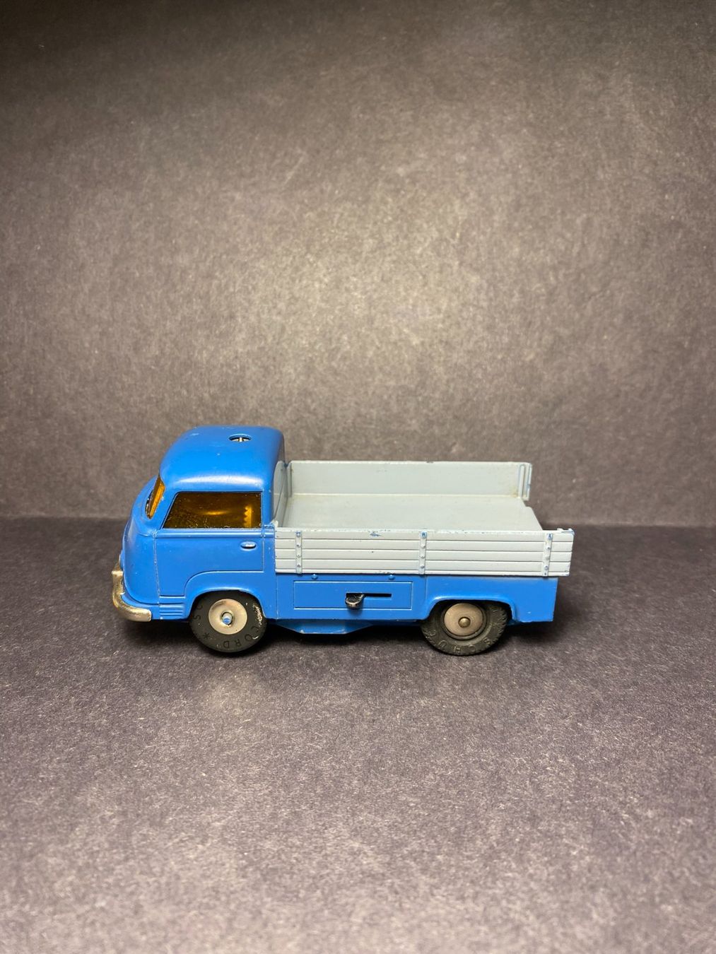 Schuco Modellautos: Ford FK 1000 Transit - Schuco 2099 – Gebraucht aus Spiez von Mlandcruiser 1