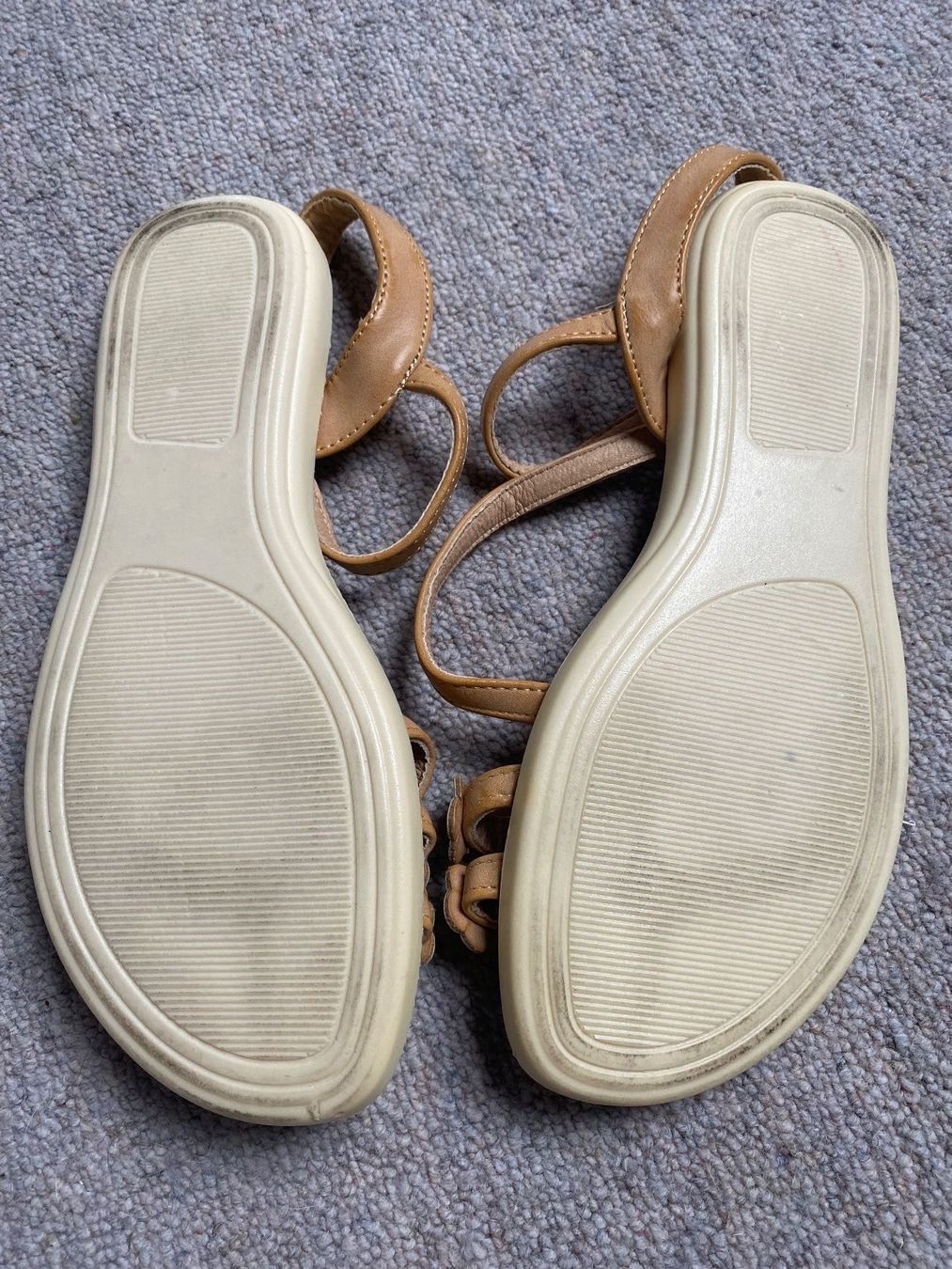 Scarpe da donna: Sandalen braun 39 – Usato da Altendorf venduto da am9j_nt 2