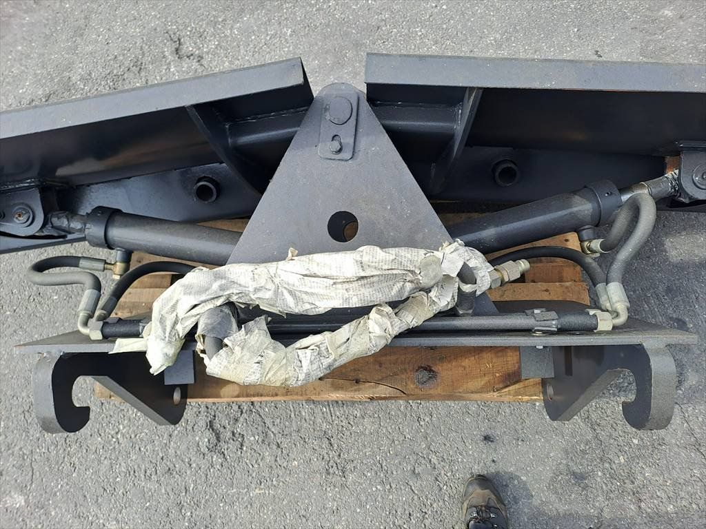 Aratri: V-Pflug zu Radlader – Usato da Reichenburg venduto da T864RX 2