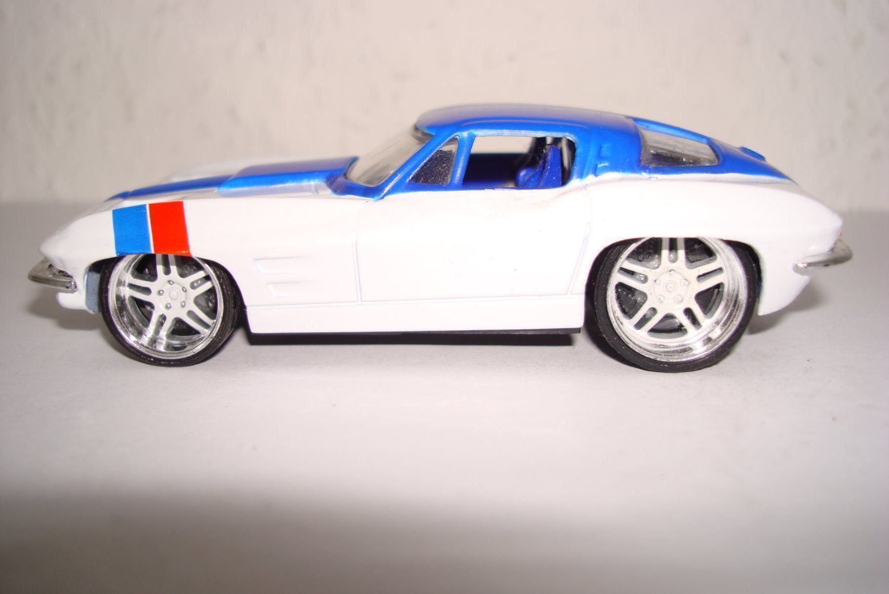 Hot Wheels Modellautos: Chevrolet Corvette C2 1:50 Hot Wheels – Gebraucht aus Diegten von isetta590 2