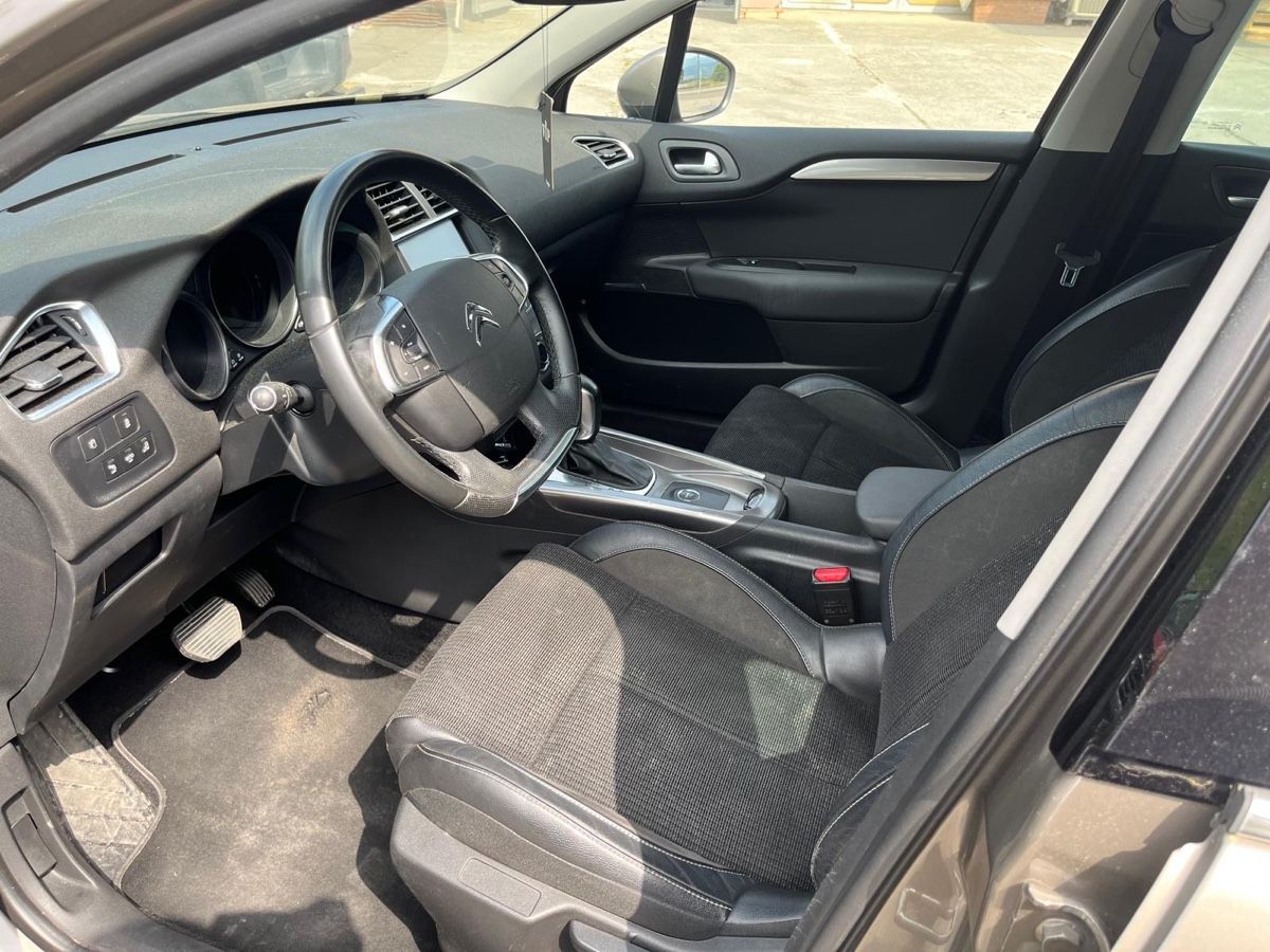 Citroën Automobili: Citroen C4 1.2 – Difettoso da Oetwil am See venduto da elj_r6s8 7