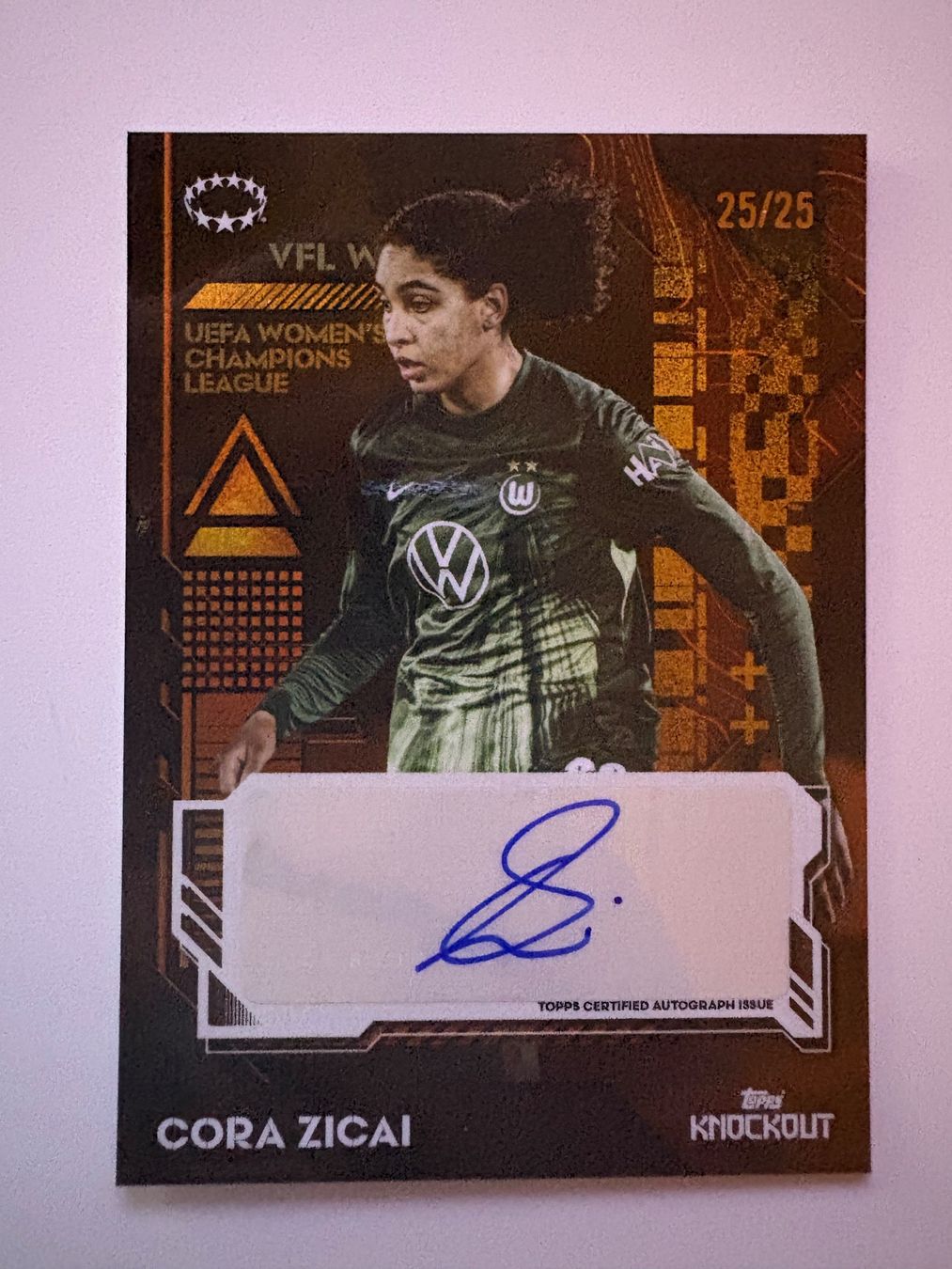 Topps Carte collezionabili: Topps Knockout UWCL Cora Zicai /25 Autograph – Nuovo (secondo la descrizione) da Kiesen venduto da jan_siegenthaler