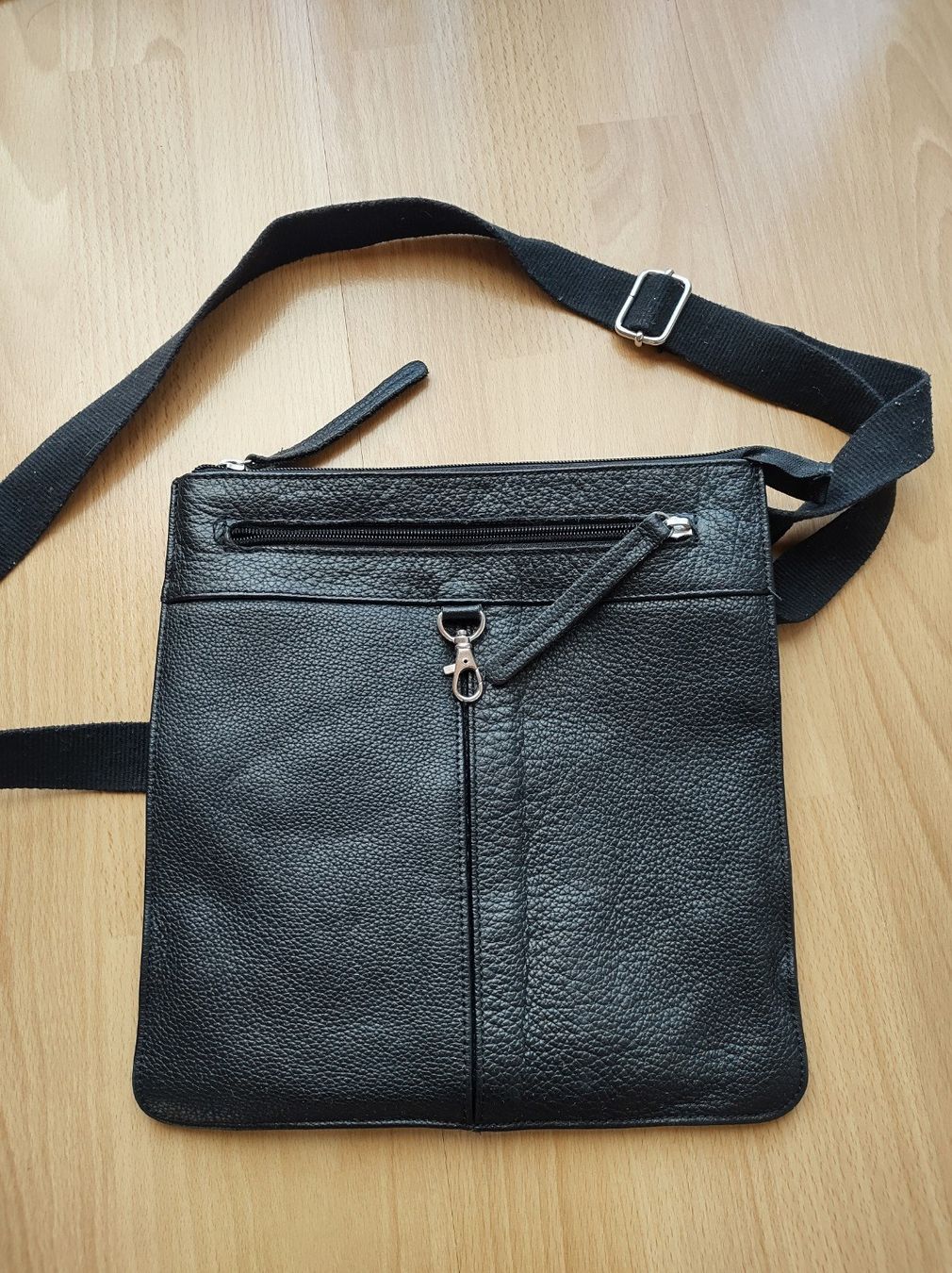 Borse da donna: Moderne  Tasche aus Leder – Usato da Weite venduto da Uhu36uhu