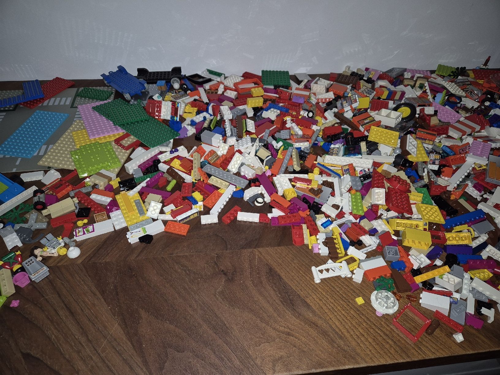 Lego Spielzeuge: Lego 5.7 kg – Gebraucht aus St. Gallen von wutschup 4