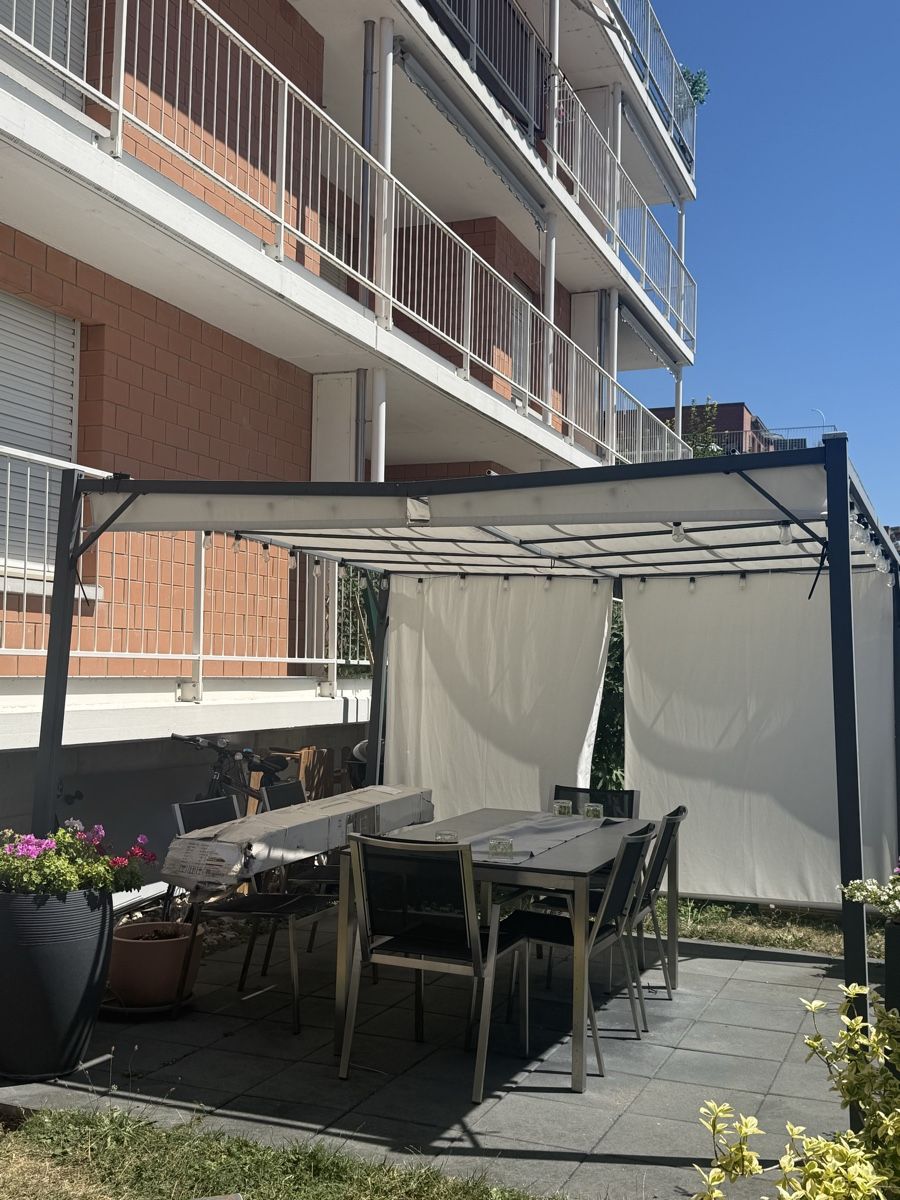 Cabanes de jardin & serres: Pavillon 3x3 m mit Seitenvorhängen  – D'occasion à Klingnau par APet2205 1