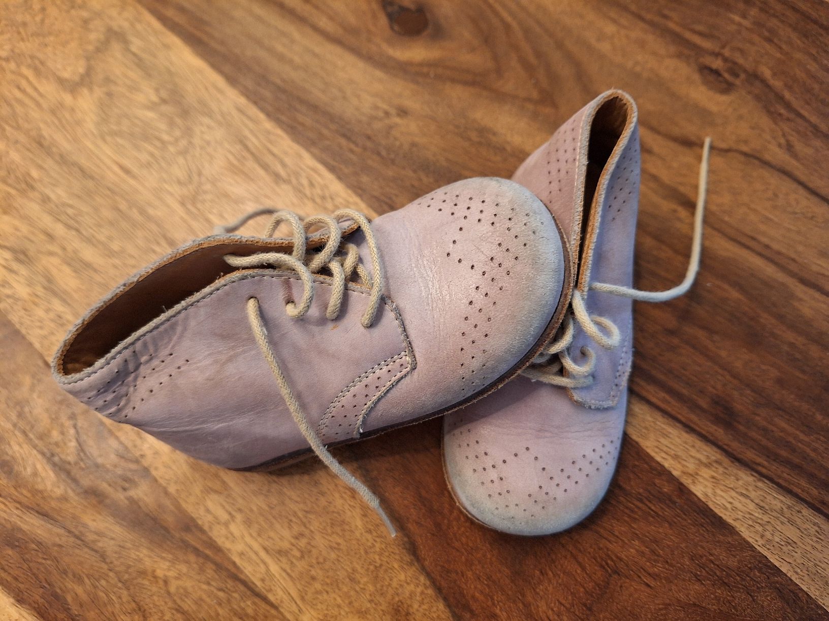 Schuhe für Mädchen: Lederschuhe in Gr. 20 – Gebraucht aus Oberrieden von man_tky9 2