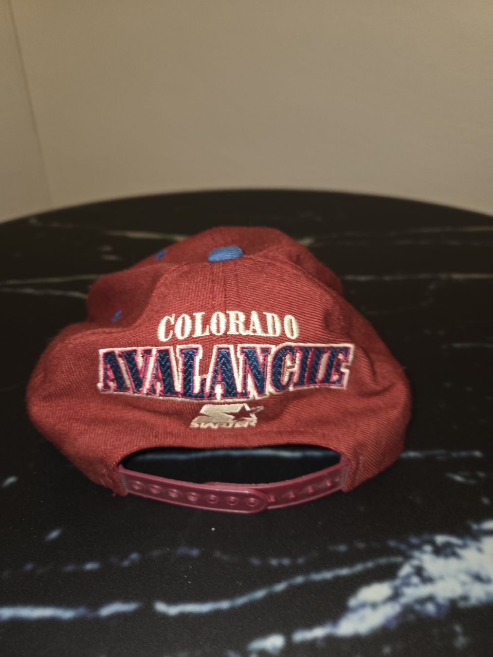 NHL Copricapi, berretti & cappellini: Vintage Colorado Avalanche NHL Snapback Cap – Usato da Morschach venduto da bluefisch396 3