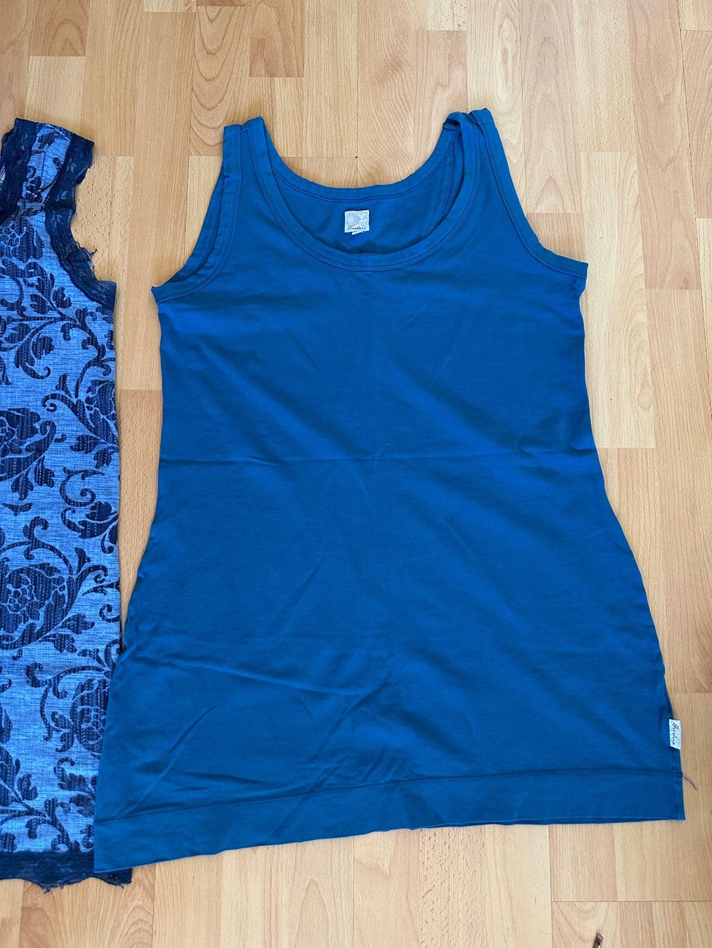 Deerberg Tops: Deerberg Tops – D'occasion à Luzern par Sesilija 2