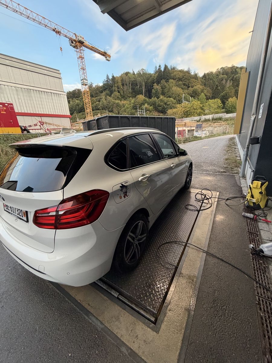 BMW Automobili: BMW 218D Active Tourer – Usato da Zollikofen venduto da hakikk 4
