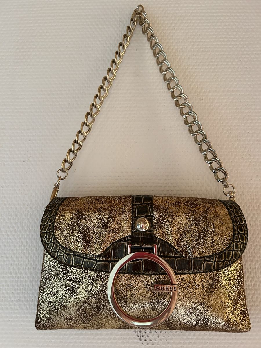 Guess Sacs femmes: Handtasche Guess  – Neuf (Voir description) à Schangnau par and_rsg2