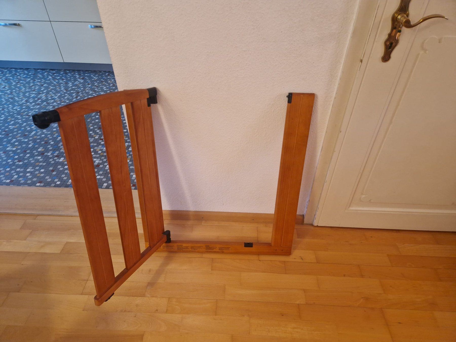 Bibi Tutto per la sicurezza: Bibi-Kinder - Treppenschutzgitter aus Holz – Usato da Riehen venduto da ulr_p2wr 1