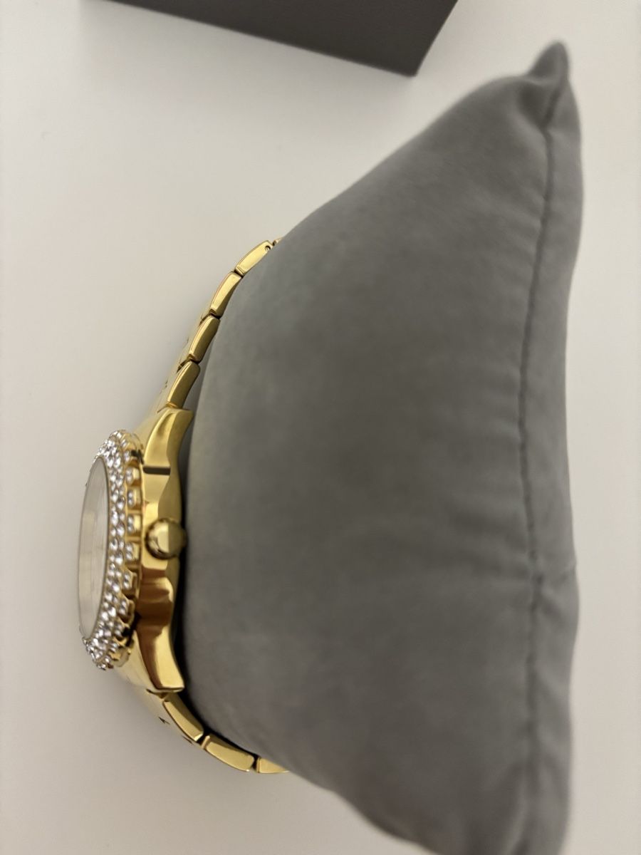 Guess Orologi: Guess Damenuhr Goldfarben mit Strass, Neu – Nuovo (secondo la descrizione) da Salenstein venduto da Silly...0 2
