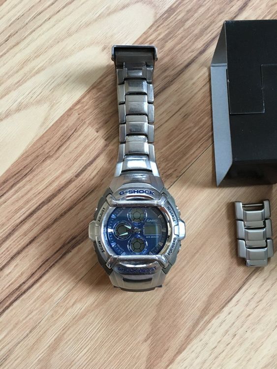 Casio g best sale shock 2738