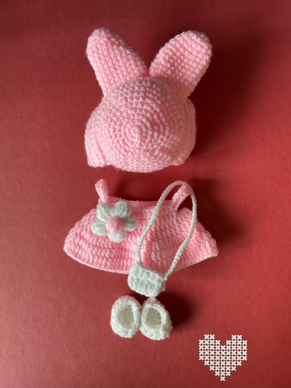 Pop Mart Statuette: Pink Dress for Labubu – Nuovo (secondo la descrizione) da Airolo venduto da MomTheBraggerStudio
