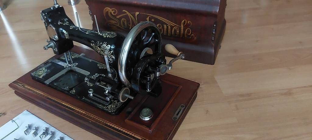 Macchine da cucire: Très rare machine à coudre 1890 / 1900 ?? – Usato da Rolle venduto da mro_5nyk 4