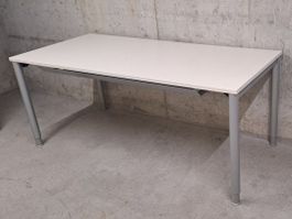 Bürotisch