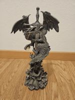 Drachenfigur mit Schwert Grösse in Beschreibung