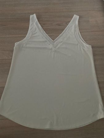 White House Black Market Oberteil offwhite Gr. 38