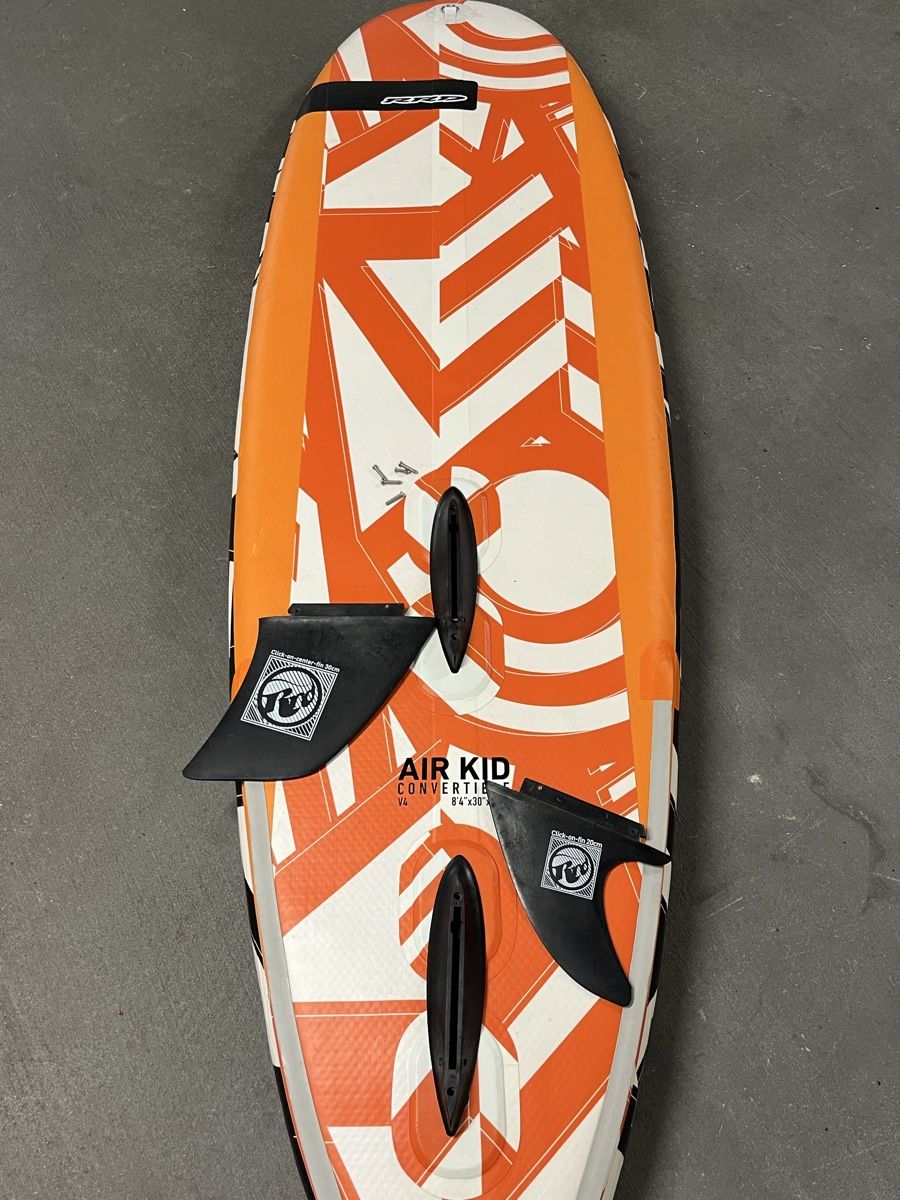 Planches de surf: Aufblasbares Kinder Surfboard/SUP RRD – D'occasion à Zumikon par Anne_Henke 1