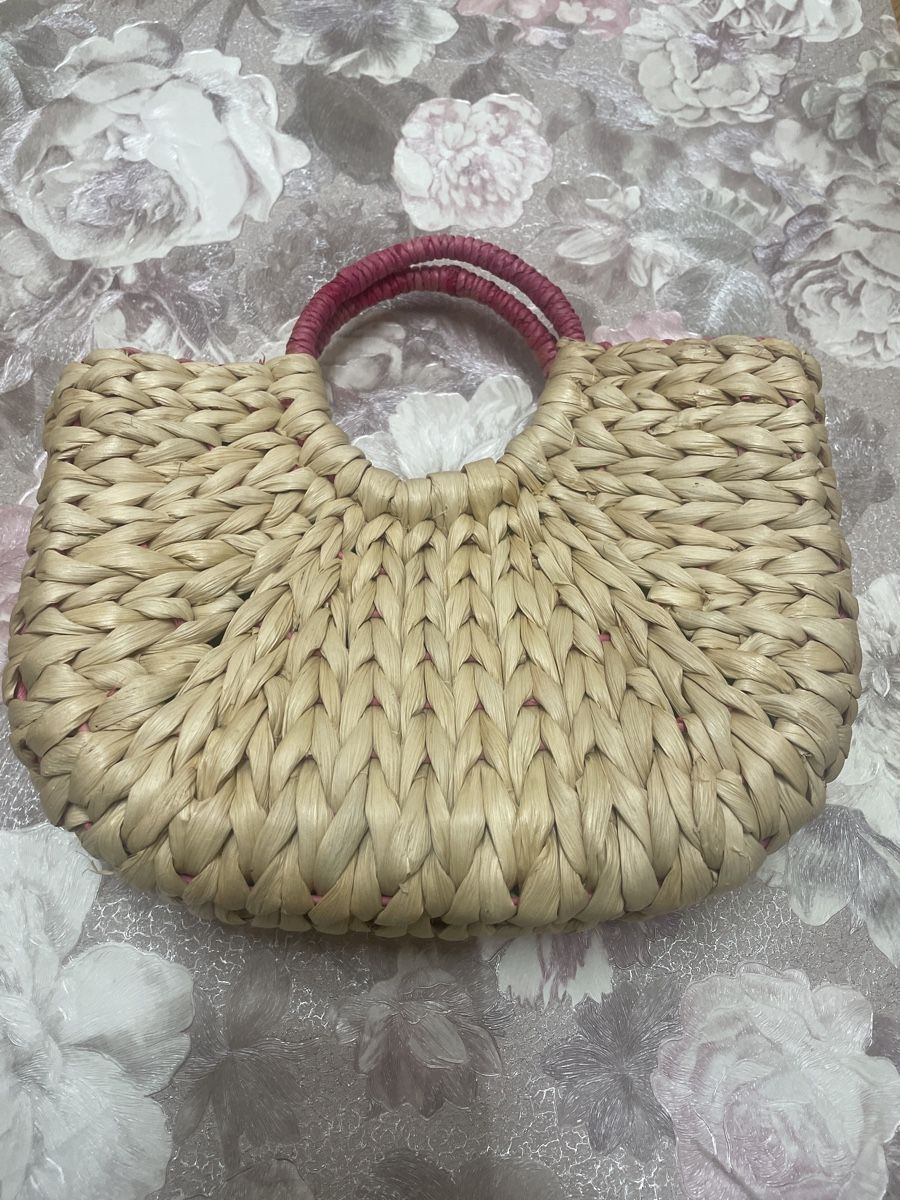 Borse da donna: Sommer-Trend: Süsse Strohtasche mit Blumen – Usato da Biel/Bienne venduto da Bolagol9 1
