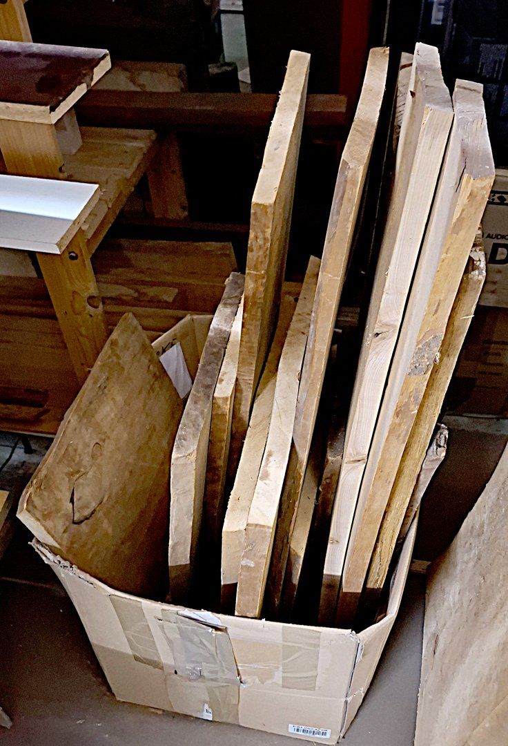 Articles en bois: holzbretter - Rohholz – D'occasion à Zürich par AuctionAlan 2