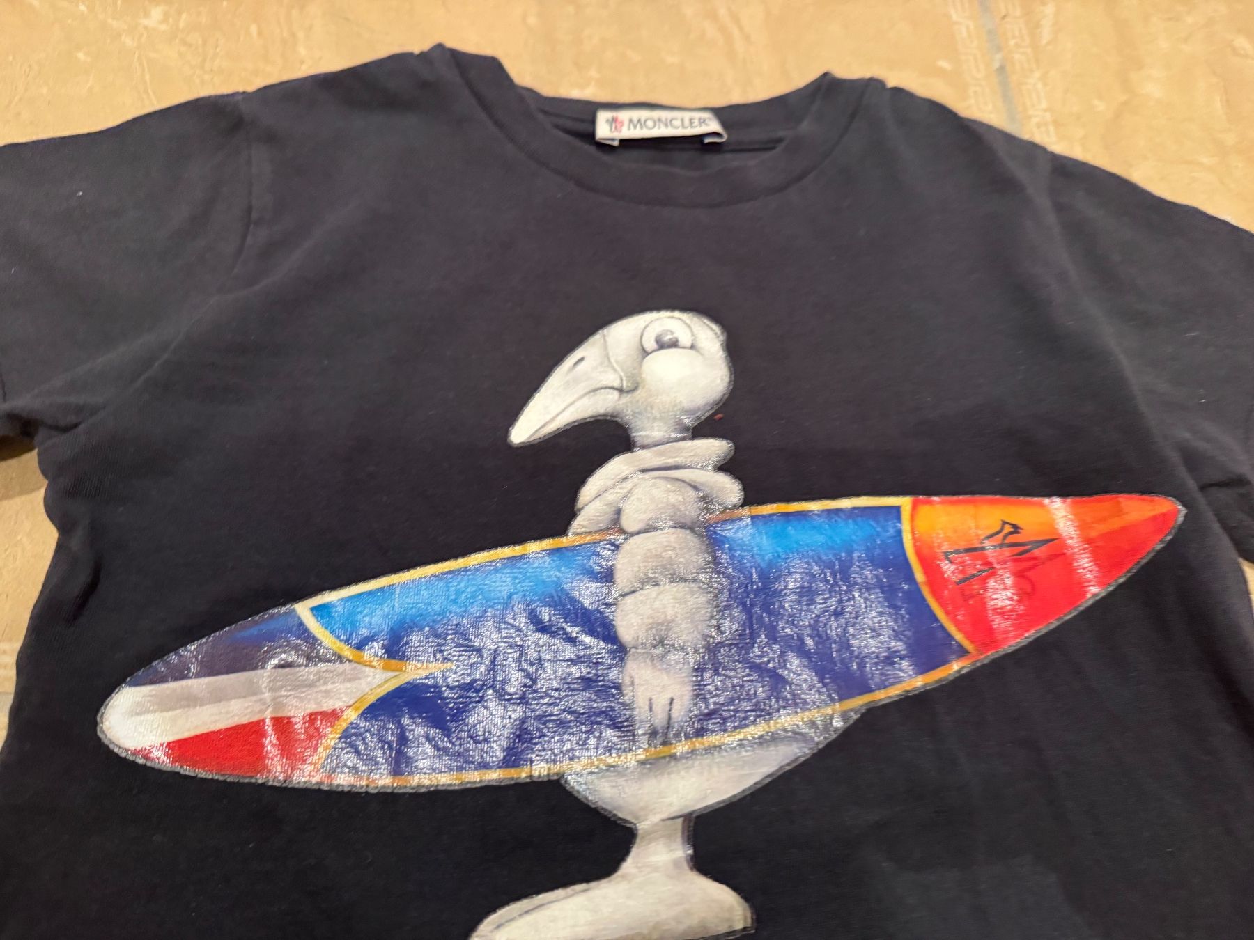 Moncler Hemden, T-Shirts & Polos: Moncler süsses Shirt, 5J 110 – Gebraucht aus Klingnau von Markus14 2