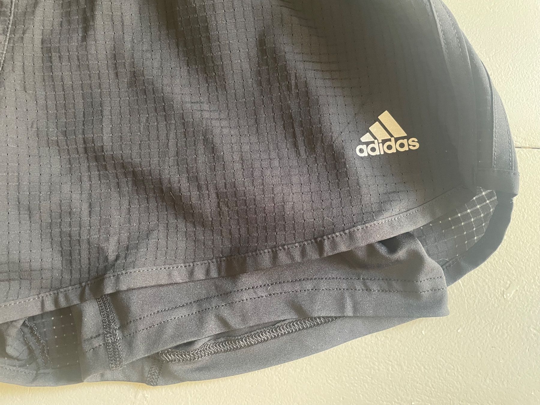 Adidas Pantaloni: Laufshorts Damen Adidas – Usato da Arbon venduto da mannamanna 3
