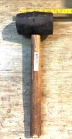 Maillet en caoutchouc Manche bois Bon état