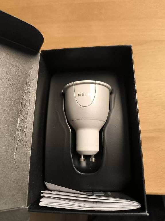 Philips Lampade: Philips Hue Gu10 Einzelspot – Usato da Burgdorf venduto da Glizzy 1