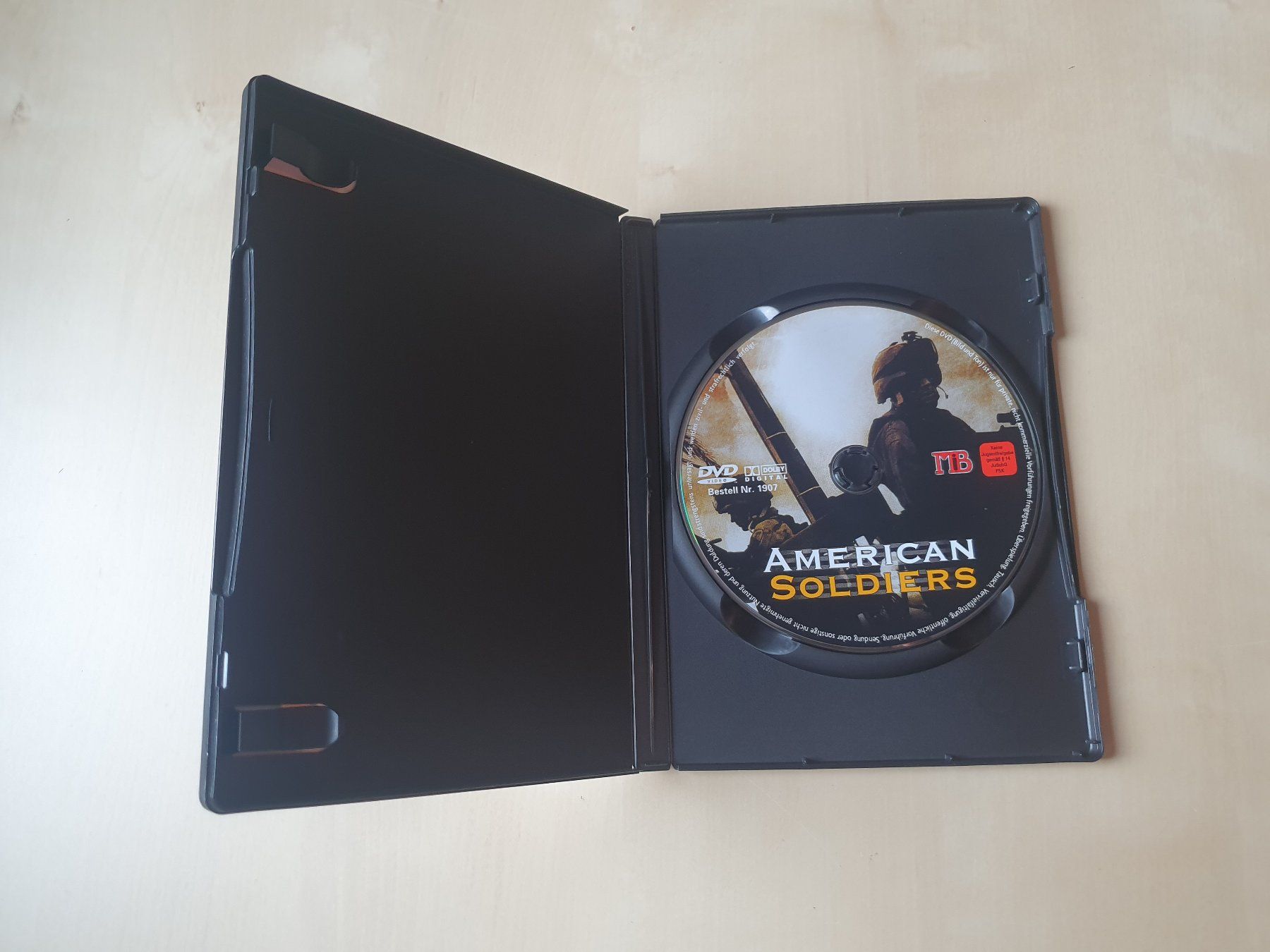 Tutti i DVDs: American Soldier Ein Tag im Irak – Usato da Stansstad venduto da collectorsshop 2
