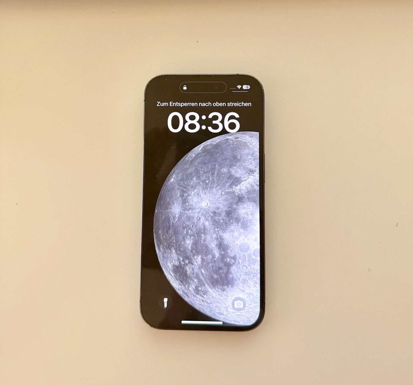 Apple Handys / Smartphones: Iphone 14Pro Backcover defekt – Gebraucht aus Kaiseraugst von defqon1 3