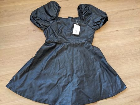 Kunstlederkleid Gr. 40 *NEU*