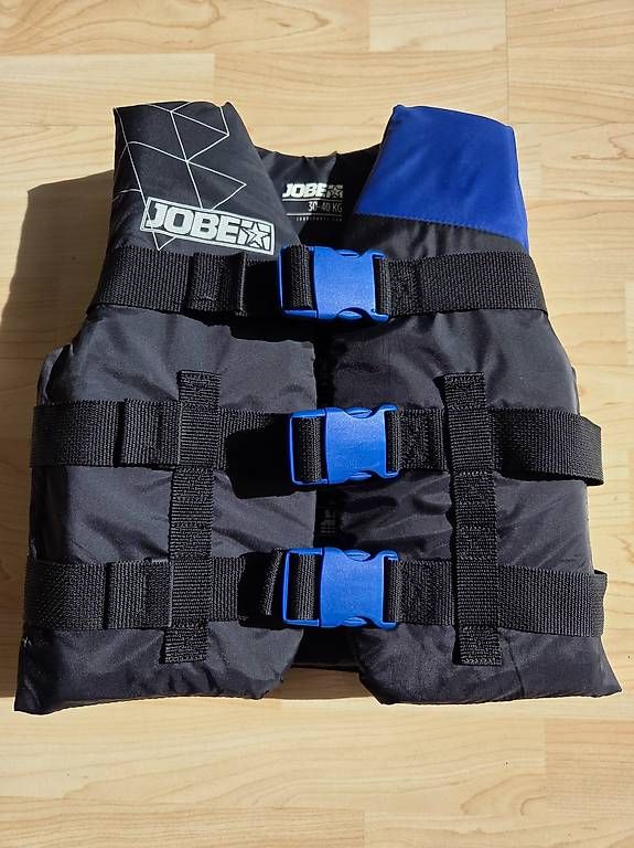 Giubbotti di salvataggio: Kinderschwimmweste 30 - 40kg – Usato da Goldach venduto da ladybird75