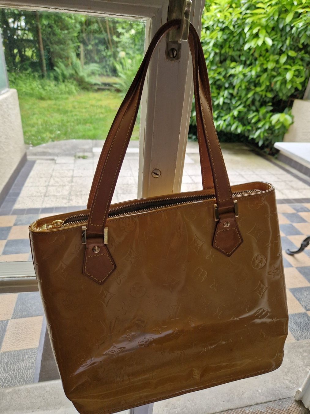 Louis Vuitton Borse da donna: Louis Vuitton Vernis – Usato da Bern venduto da Uxio 5
